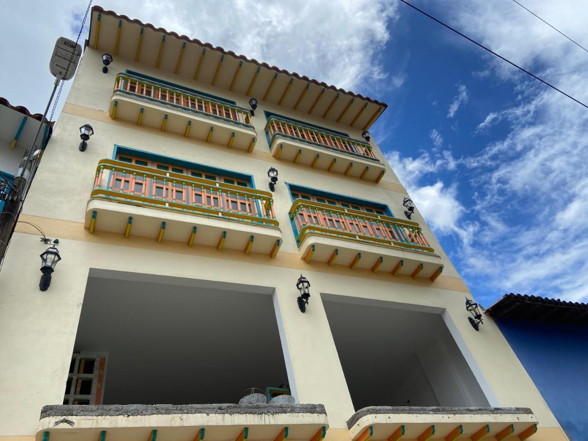 Balcones De La Pradera By Hope Apartment Guatape Exterior photo